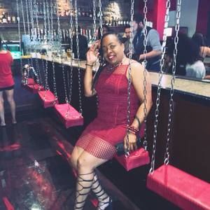 Meet your Posher, Renee